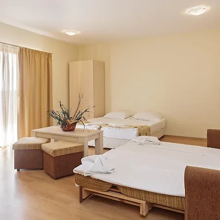 Serena 3* سوزوبول