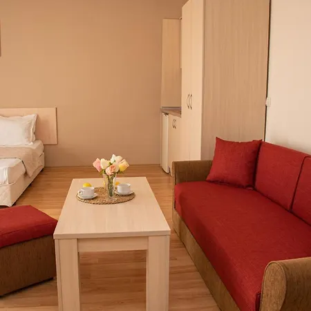 شقة فندقية Serena 3*