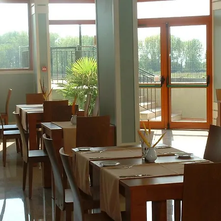 赛瑞娜公寓酒店 - 全包 公寓式酒店 索佐波尔