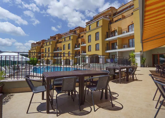 Apart-hotel Serena 3*