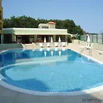 Serena 公寓式酒店 索佐波尔