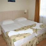 Serena 公寓式酒店 3*