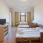公寓式酒店 Serena 3*