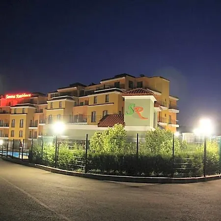 Serena Aparthotel