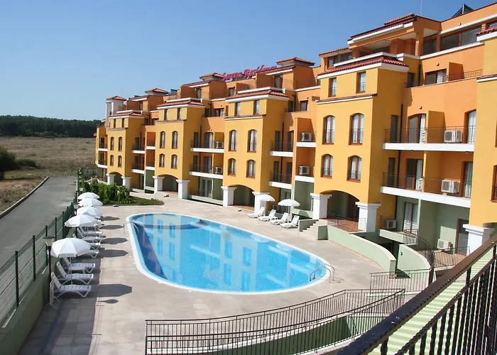 Апарт-отель Serena 3*